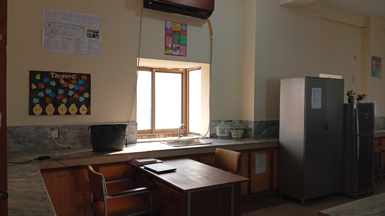 Pharmacognosy Laboratory