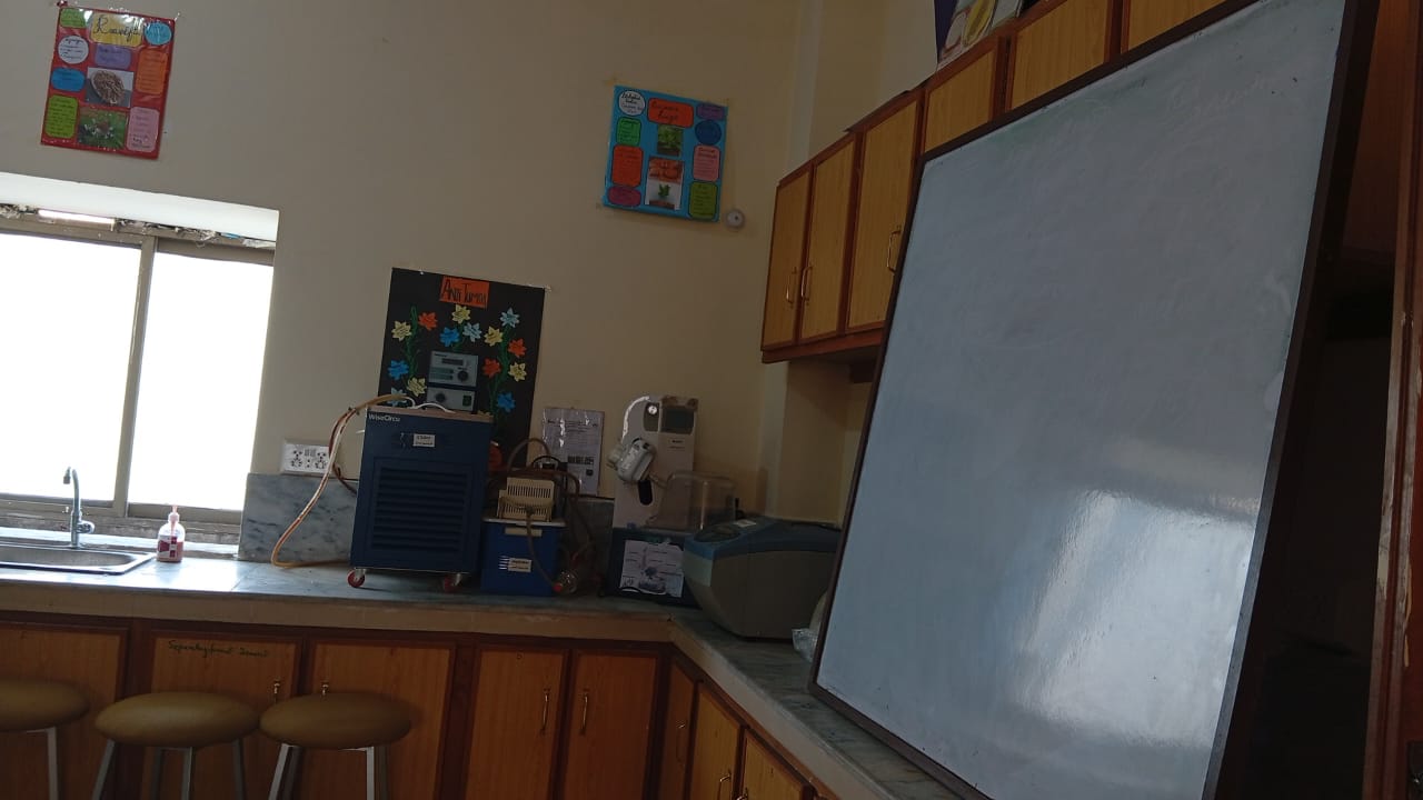 Pharmacognosy Laboratory