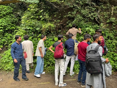 Pharmacognosy Field Trip to Nathiagali for Medicinal Plant Collection