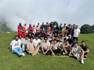 Pharmacognosy Field Trip to Nathiagali for Medicinal Plant Collection
