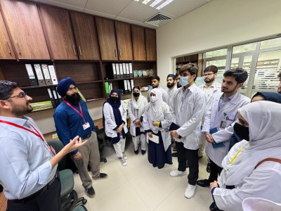 IPS Pharm-D Students Visit Shaukat Khanum Memorial Cancer Hospital