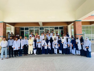 IPS Pharm-D Students Visit Shaukat Khanum Memorial Cancer Hospital